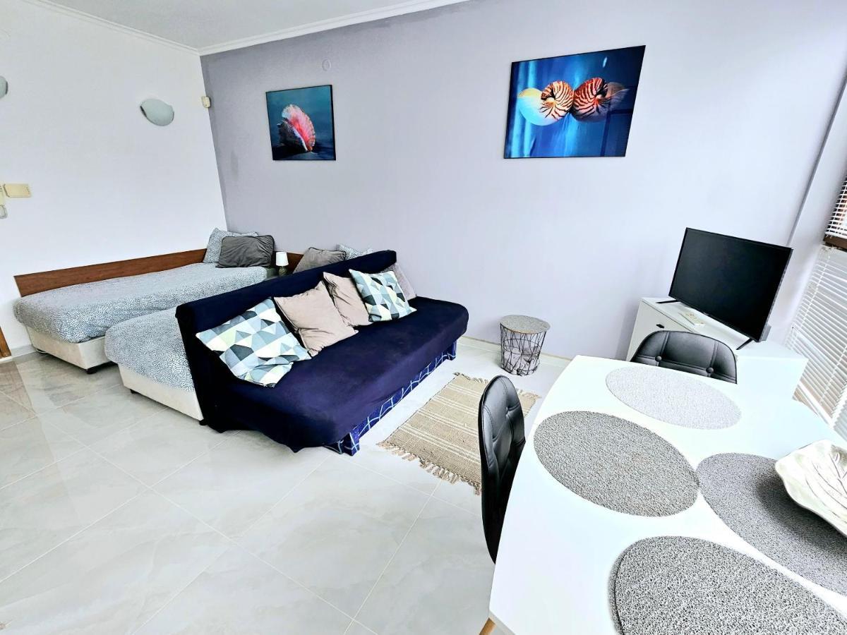 Studio Apartment With Balcony 300M From Beach Napospart Kültér fotó