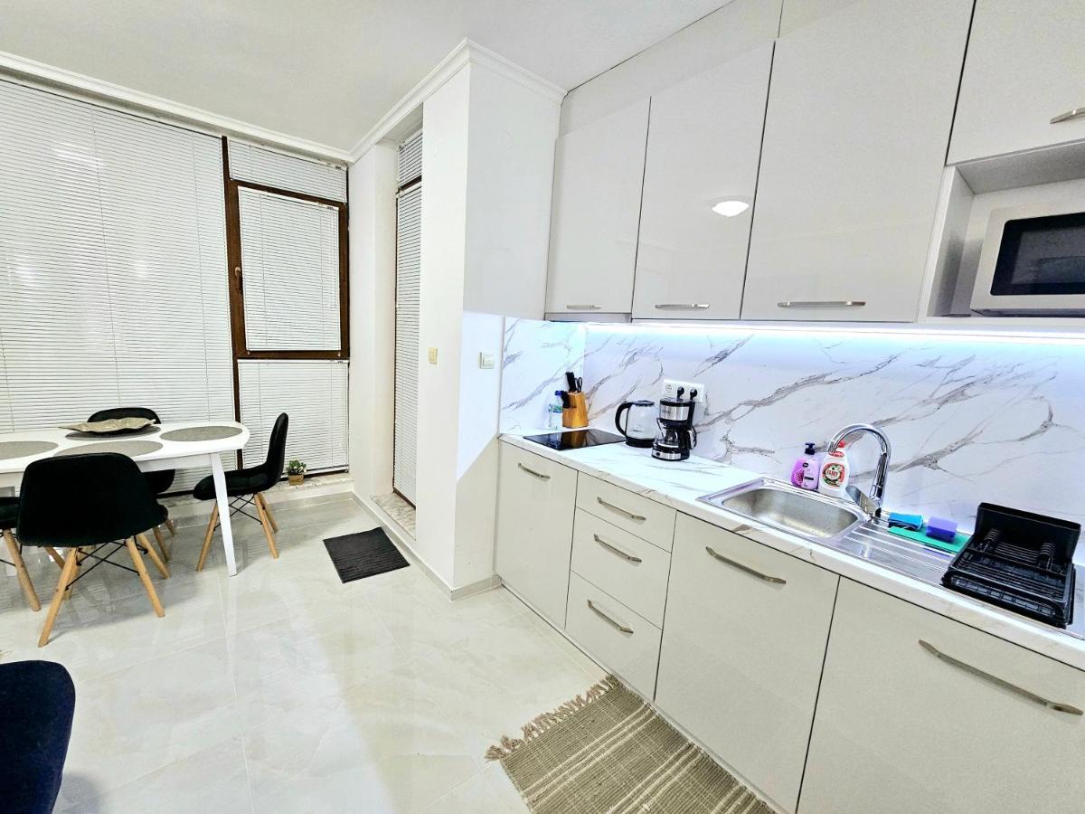 Studio Apartment With Balcony 300M From Beach Napospart Kültér fotó
