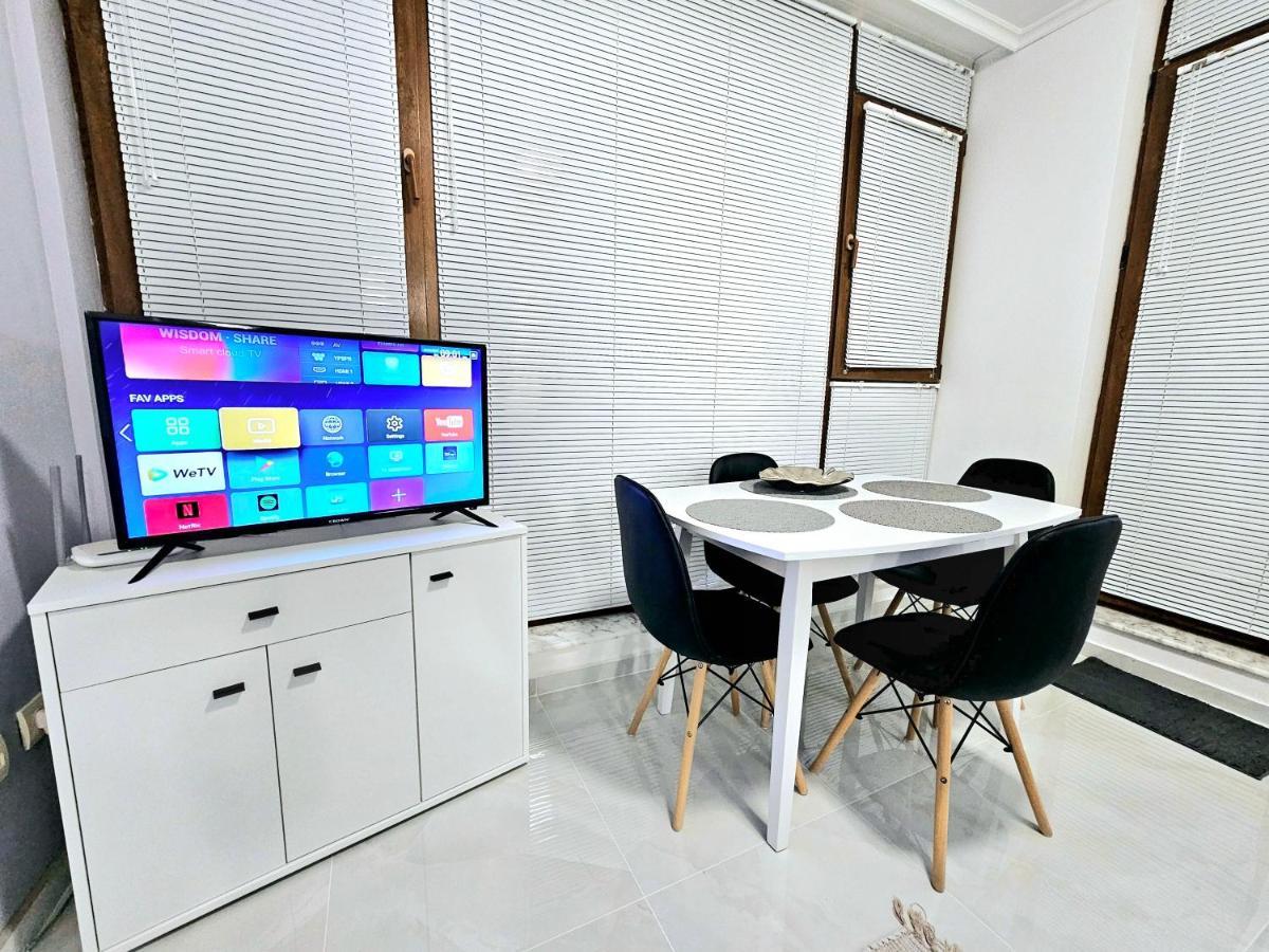 Studio Apartment With Balcony 300M From Beach Napospart Kültér fotó